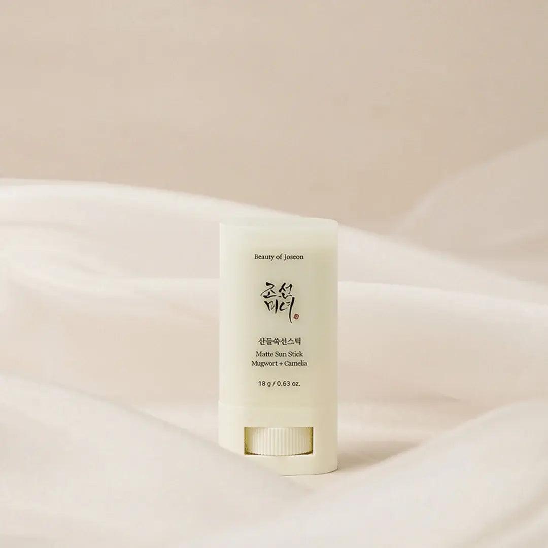 Beauty of Joseon - Matte Sun Stick Mugwort + Camelia SPF50 PA++++ [18g] - koiyu